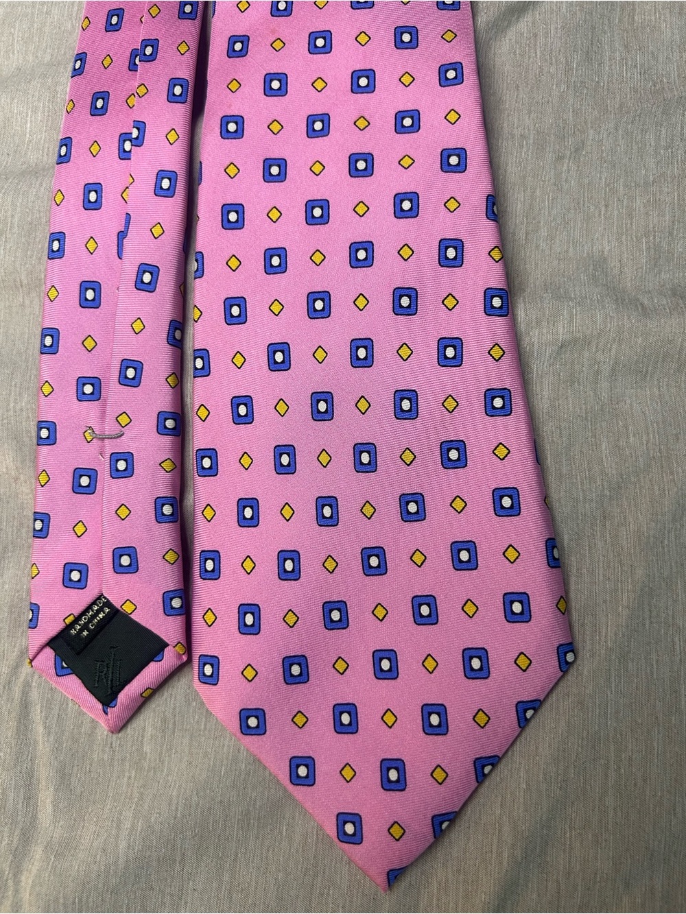 Ralph Lauren Men’s Pink Silk Tie with Blue Square & Yellow Diamond Motif